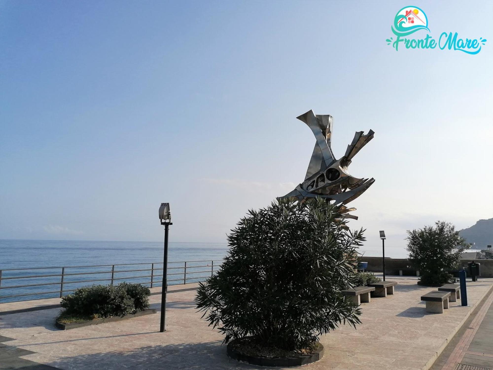 הוילה סנטה תרזה די ריבה Casa Fronte Mare מראה חיצוני תמונה