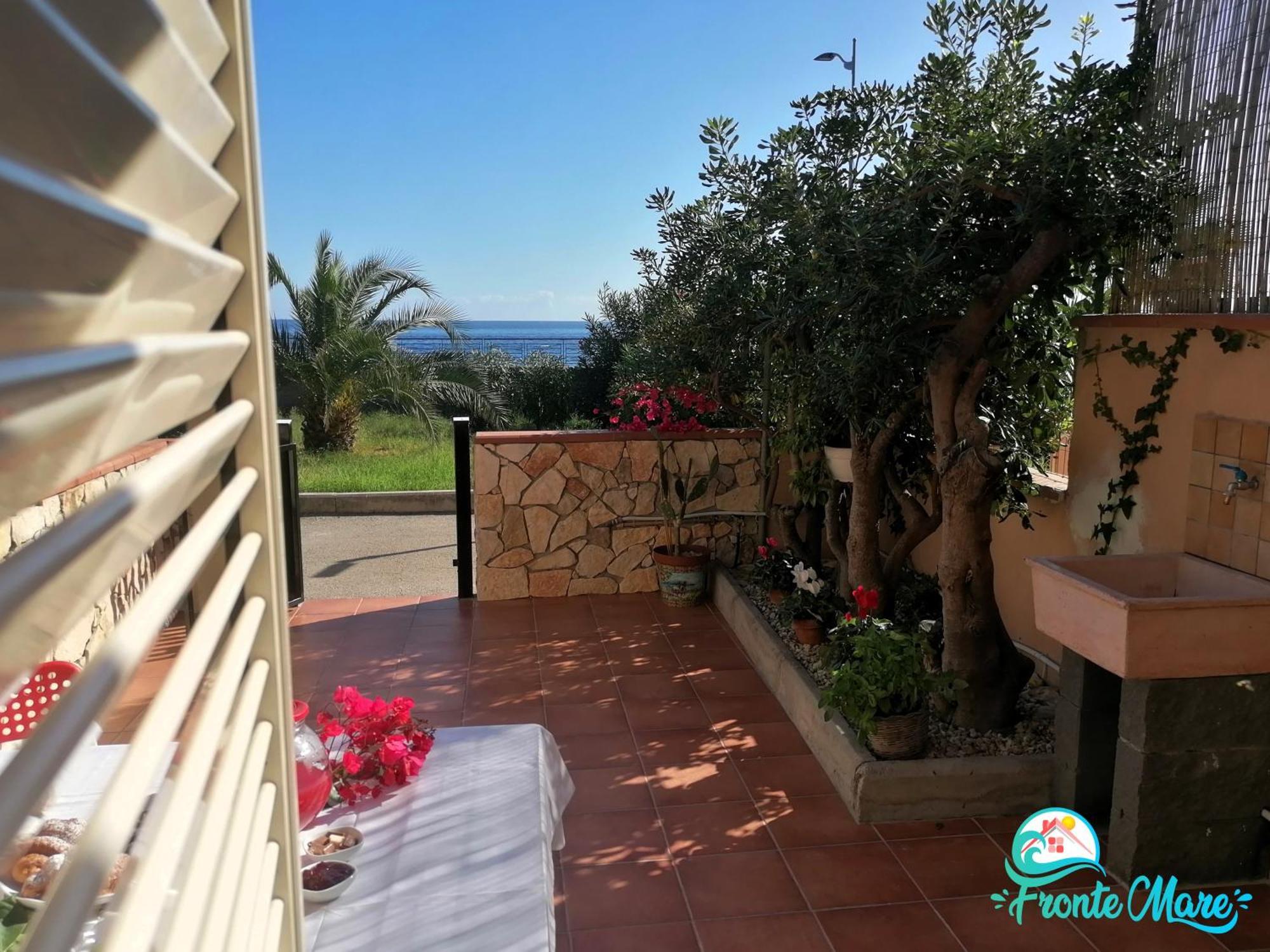 הוילה סנטה תרזה די ריבה Casa Fronte Mare מראה חיצוני תמונה