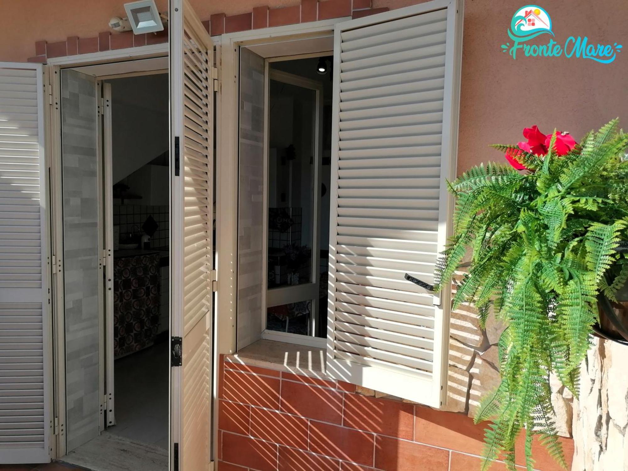הוילה סנטה תרזה די ריבה Casa Fronte Mare מראה חיצוני תמונה